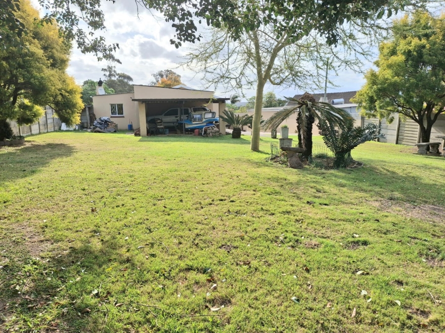 4 Bedroom Property for Sale in Summerpride Eastern Cape